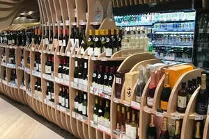 新加坡探店：葡萄酒价格不便宜，主要针对本地顾客，市场成熟度高