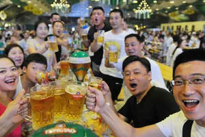 广东啤酒又破防线了！被青岛、百威霸占多年，珠江啤酒终于躺枪