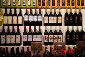 法国原装进口干红葡萄酒价格