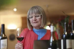 葡萄酒界的“第一夫人”——杰西斯·罗宾逊
