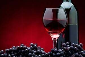 红葡萄酒的功效与禁忌