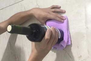 开瓶器开红酒方法视频