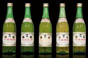 竹叶青是什么类型的酒