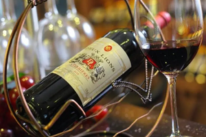 最新法国葡萄酒分级酒庄分级，最高级AOP按酒庄或大区品质分级
