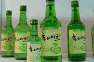 韩国烧酒与中国白酒有什么不同（韩国烧酒和中国白酒）
