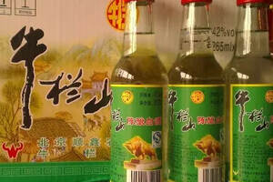 牛栏山：中国低端酒里的扛把子，年销量几千万箱，是粮食酒吗？