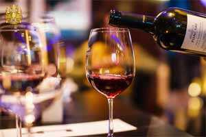 红酒对男人的功效与作用,红葡萄酒有什么功用