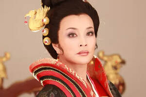 当名“酱”遇到“女皇”|家大业大酒携手一代“女皇”刘晓庆女士