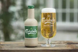 全球首个“纸制”啤酒瓶诞生，未来玻璃瓶会被淘汰？