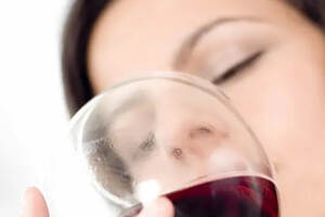神经衰弱可以喝红酒助睡眠吗