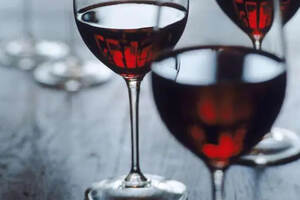 加强葡萄酒提高原料含糖量的主要方法有