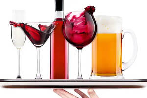 你知道一瓶葡萄酒相当于多少瓶白酒、啤酒吗？