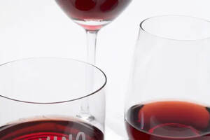 葡萄酒比白酒健康吗