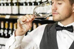葡萄酒商业评论