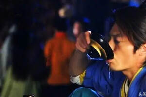 笑傲江湖丨令狐冲真的喝过葡萄酒吗？