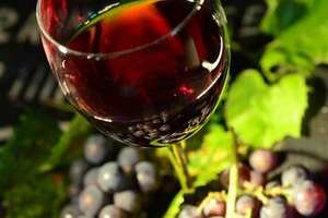 薄若莱红酒的葡萄酒品种