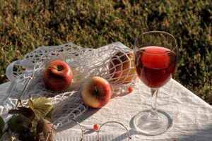 桃红葡萄酒用什么葡萄酿造