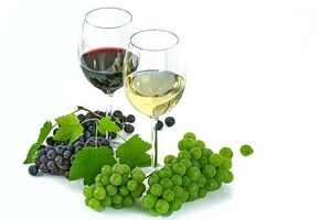 酿制葡萄酒的做法步骤