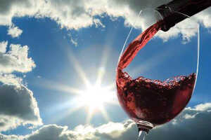 葡萄酒为何能成为果酒中的霸主-葡萄酒是果酒吗