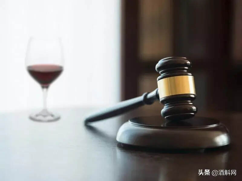 名庄酒没贴中文背标，80后职业打假人十倍索赔被驳回