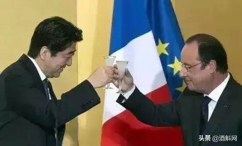 木桐伯乐竟是刚去世的法国前总统希拉克？世界领袖们都爱喝什么酒