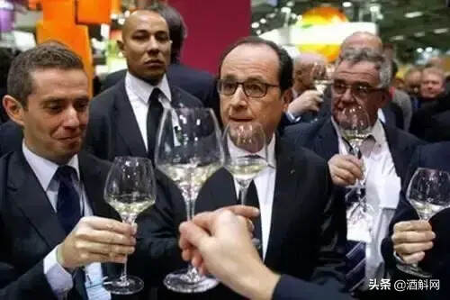 木桐伯乐竟是刚去世的法国前总统希拉克？世界领袖们都爱喝什么酒