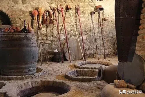 上太空，下海底，这些葡萄酒的陈酿法好奇葩！| 酒斛发现