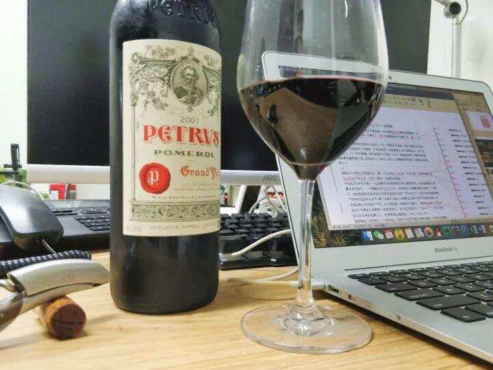 无冕之王柏图斯，波尔多最贵的葡萄酒是怎样炼成的？