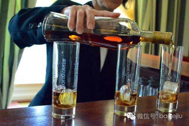 喝干邑XO，该用什么酒杯？才能逼格满满？