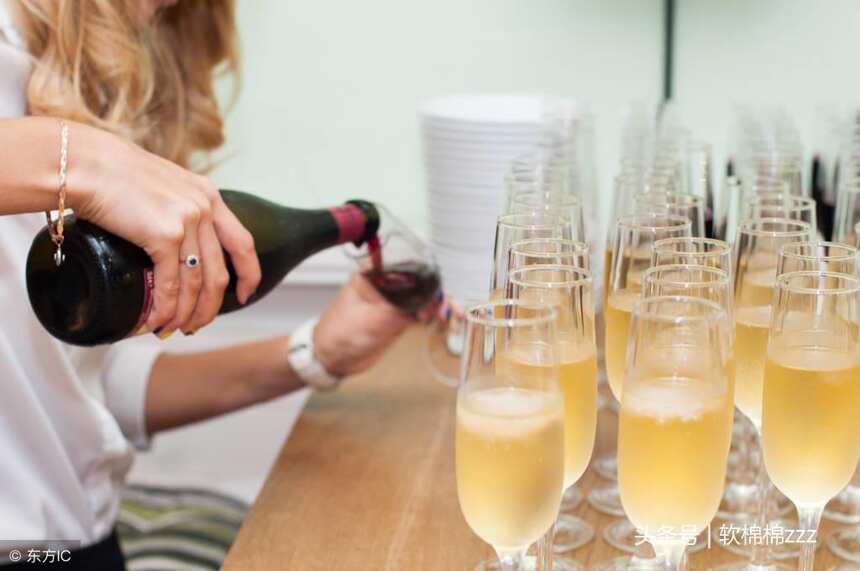 葡萄酒装大神知识：气泡酒的五种制作方法