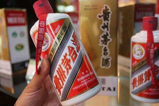 “年份酒”、“窖龄酒”到底是一个什么样的谜？