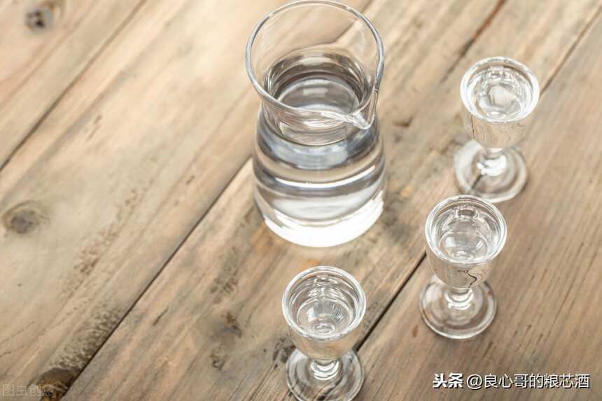 白酒的“纯粮酒”是伪命题？酒精也是纯粮的？