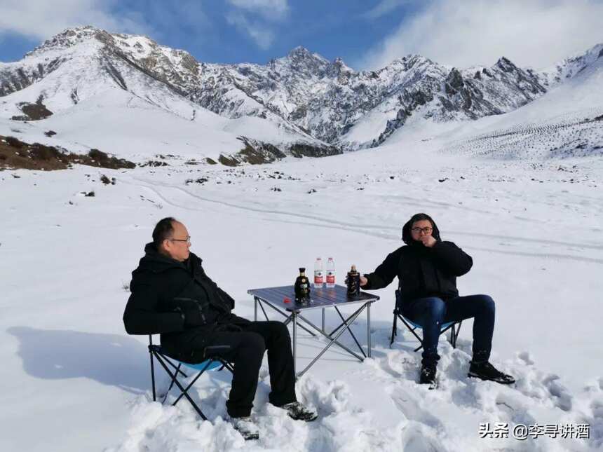 品酒笔记 || 青稞酒，雪山之巅绽放的芬芳