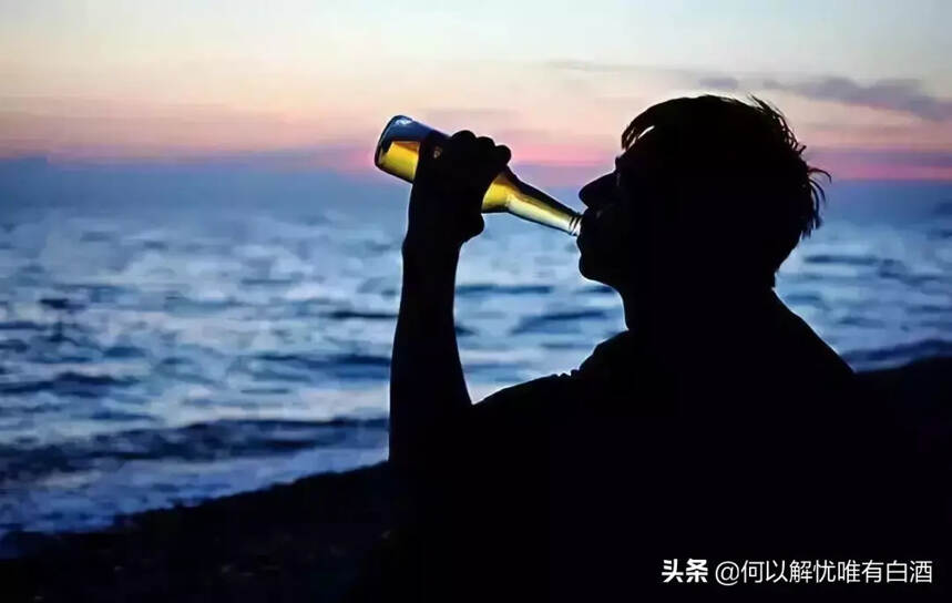 人生一世，也该敬自己一杯