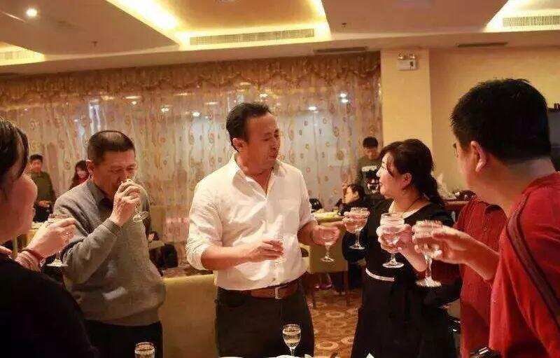 不想喝酒时，如何机智的躲酒？