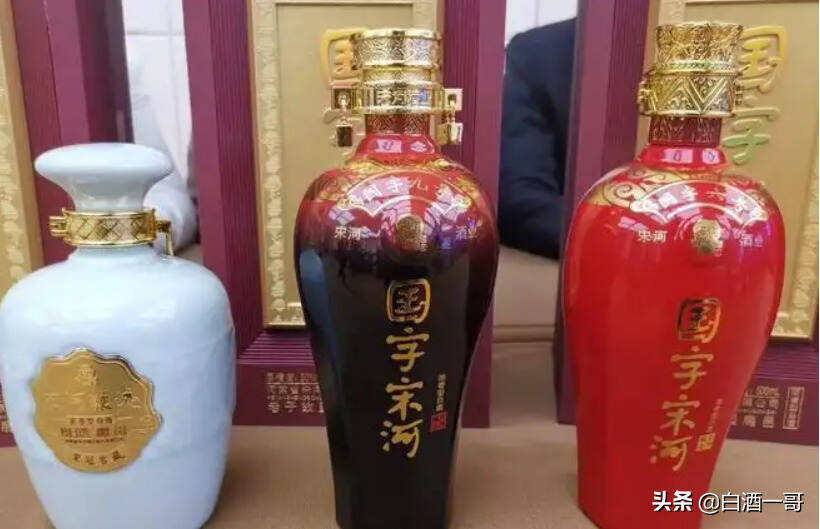 酒桌上敬酒，牢记“2不说，1不做，4讲究”，传统规矩建议了解