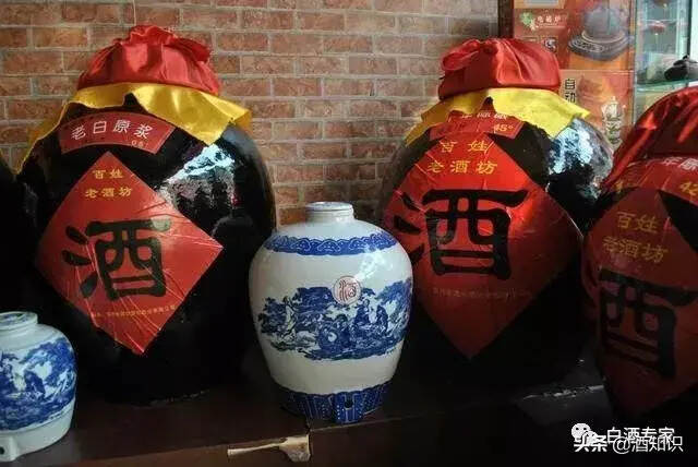 几块钱一斤的农村自酿散酒值得收藏吗？把散酒放十几年会升值吗？