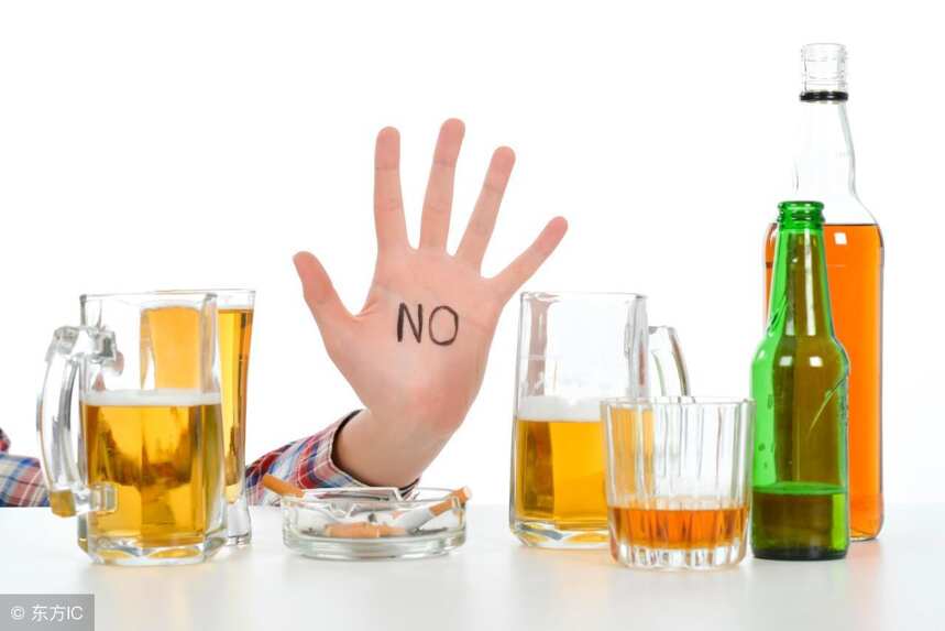 在这个喝酒的高峰期，3个科学的解酒方法让你少受点罪