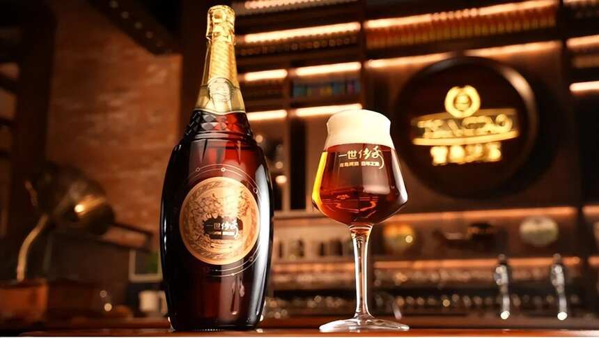 品质向心、品牌向新、价值向上，青岛啤酒品牌价值首次突破两千亿，达到2182.25亿元