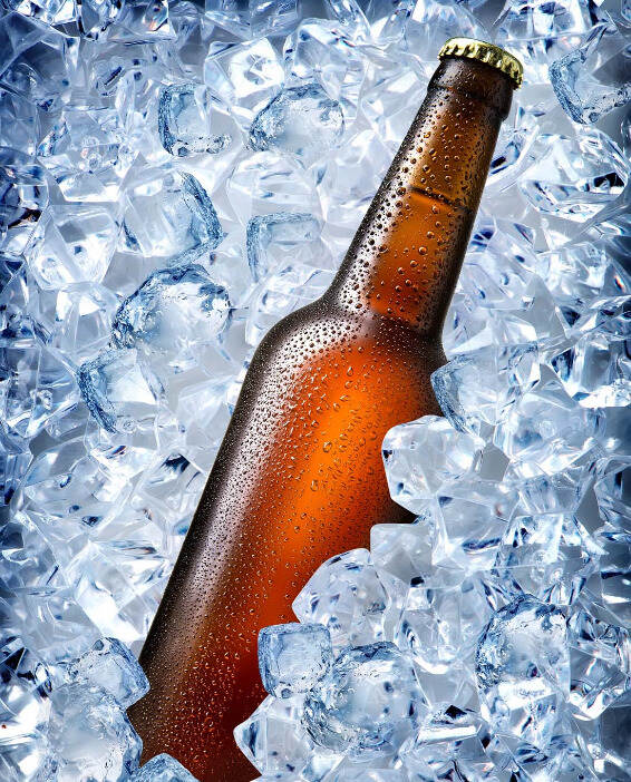 喝1瓶500毫升的白酒，等于喝了多少啤酒？夏天能喝“冰镇酒”？