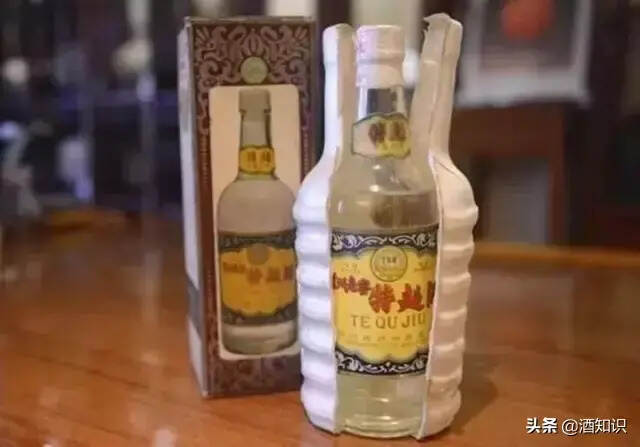 四招辨别老酒真伪！让你一秒变行家