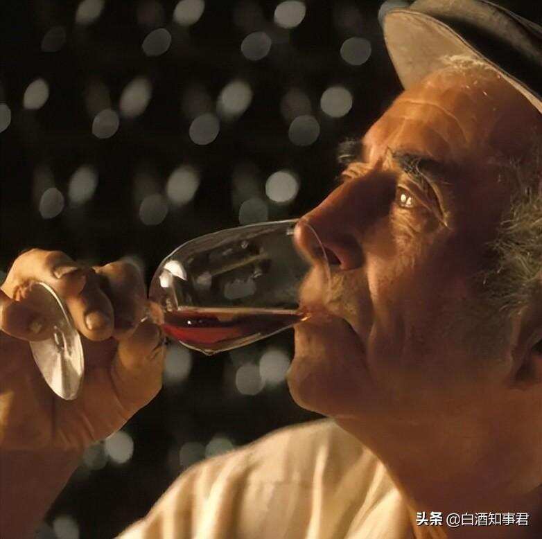 红酒需不需要醒酒？一文总结保准教会你，82年的拉菲也得这样喝