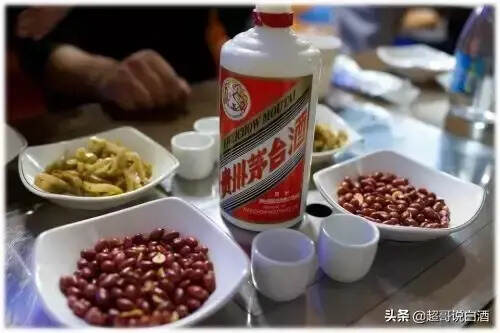 茅台镇当地人请客吃饭，待客“最高标准”竟然不是茅台？