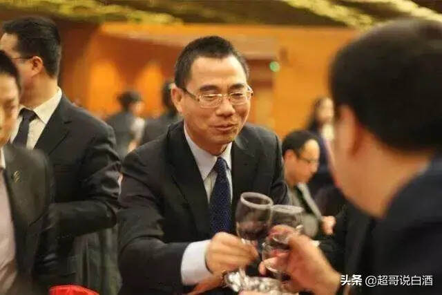 你说你会喝酒，我笑了，你不知道喝酒人要懂天文地理？