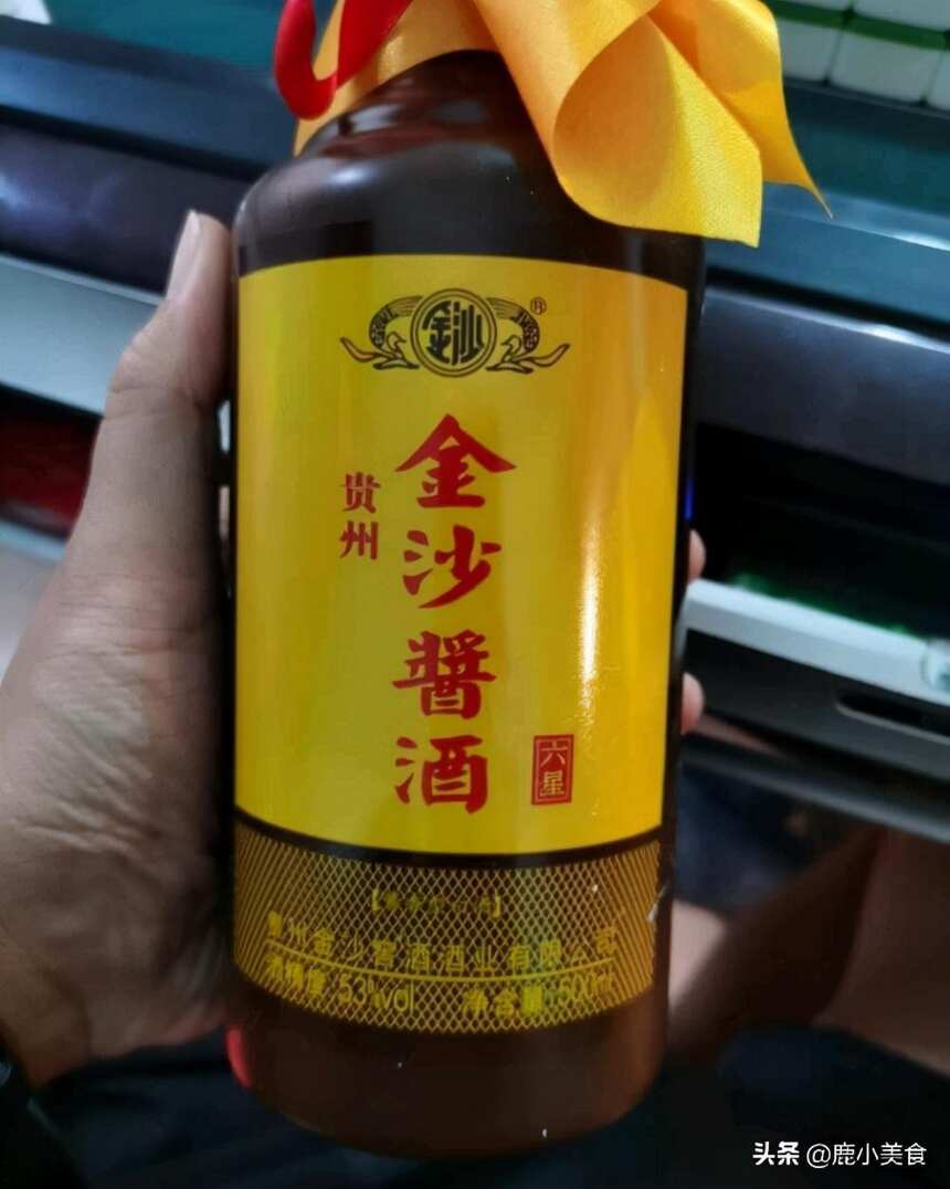 别只盯着茅台了，这九款“平价”酱香型白酒，老百姓喝得起的好酒