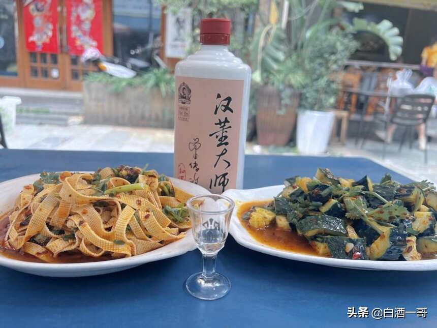 “老八大名酒”评选，茅台为何只能位列第5？背后的原因令人叹息