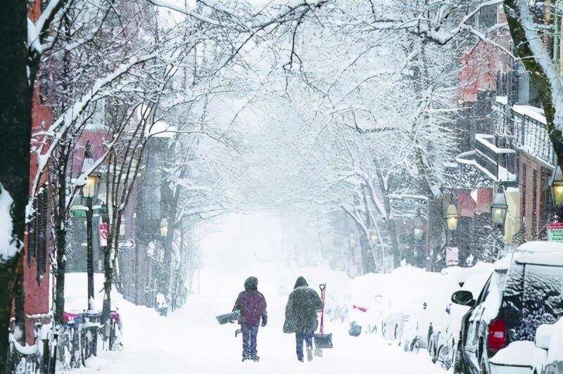 2020第一次场暴雪来袭，降雪量达30厘米，30万户因此断电