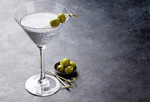 Dry Martini，属于出色真男人的鸡尾酒