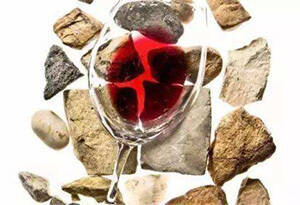 葡萄酒为什么会含有矿物质味？
