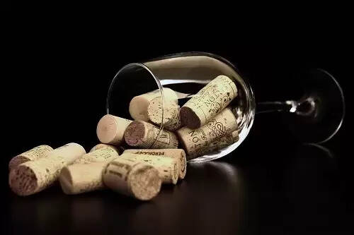 葡萄酒一般保质期是几年（葡萄酒最长保质期是多少年）
